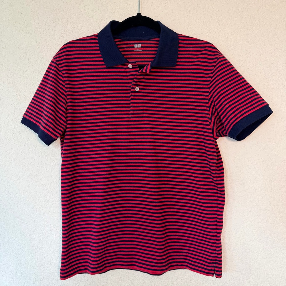 UNIQLO Men’s Striped Red and Navy Polo Shirt Size M